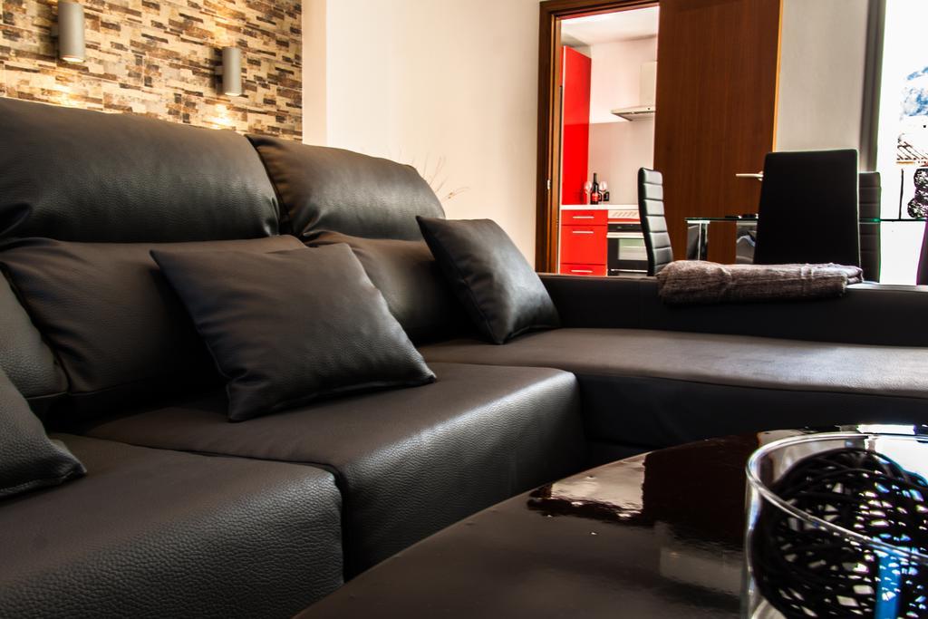 Townhouse Calvari By Homevillas360 Pollenca Ruang foto